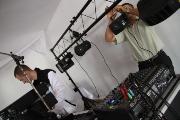 Click!